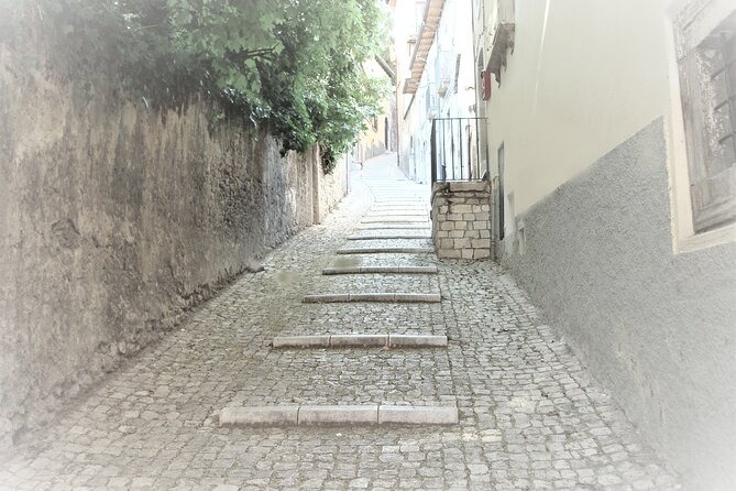 L'Aquila of the Mysteries (Private Tour) - The Holy Door and the Play of Sunlight