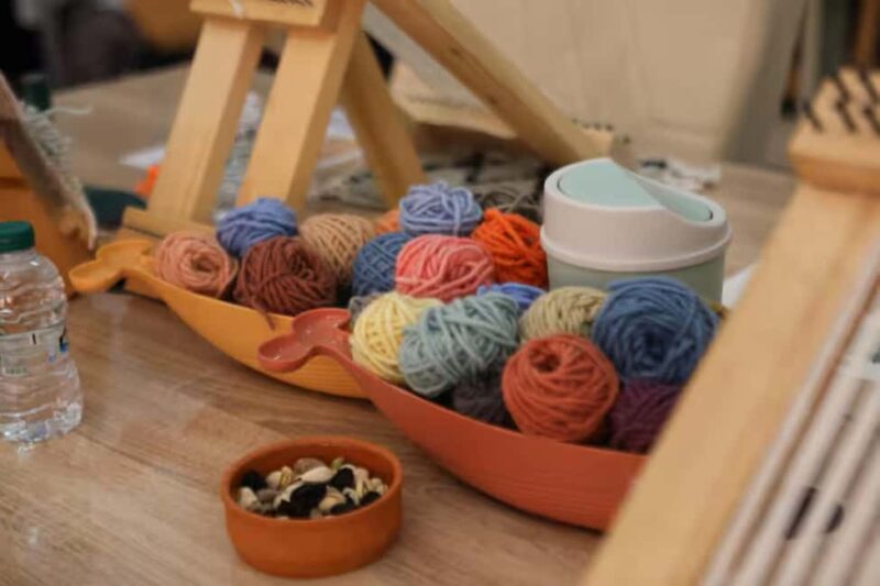 L'Aquila: Persian Carpet Tour with Tea and Q&A - Recognizing Authentic Handmade Persian Carpets