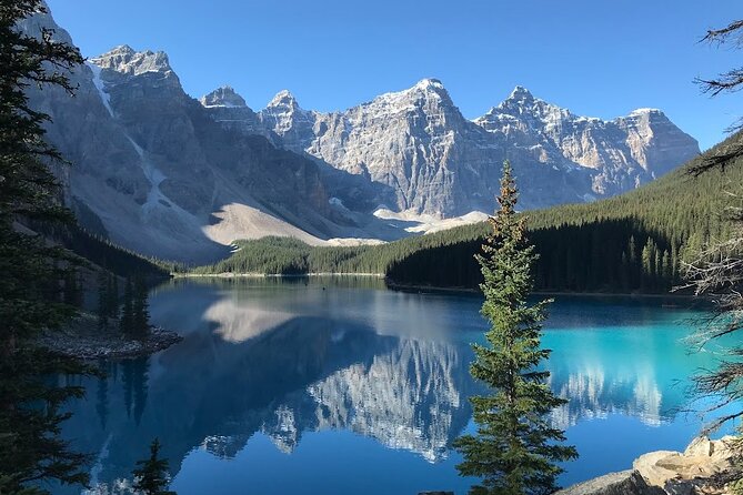 Larch Valley/Moraine Lake Shuttle Transfer from Banff and Canmore - Practical Details and Accessibility