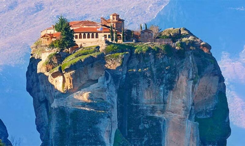 Larissa, to: Meteora private tour, from 1 to 4pax. - The Guide’s Approach and Guest Experience
