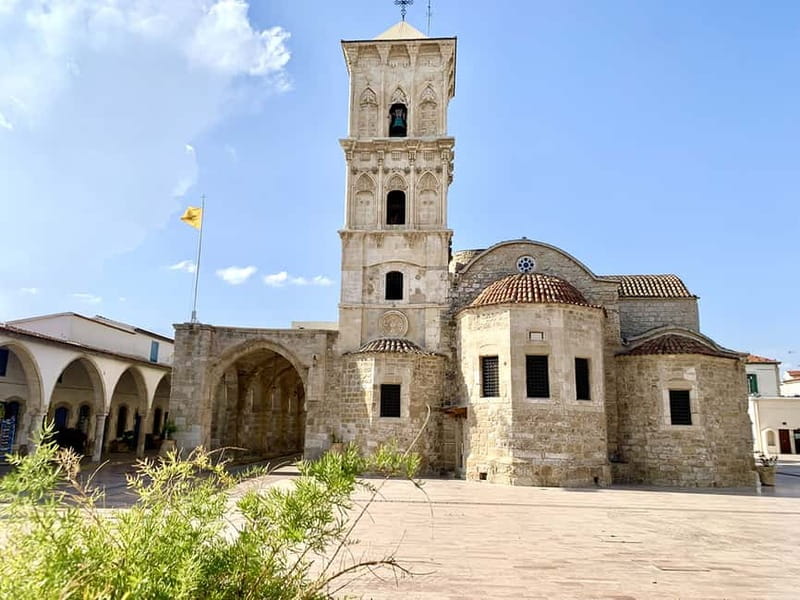 Larnaca: private guide to explore the Top-Sightseeings - The Charm of Larnaca Castle and St. Lazarus Church