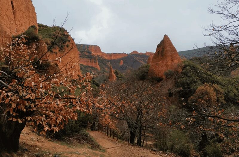 Las Médulas: Guided Walking Tour - Key Points