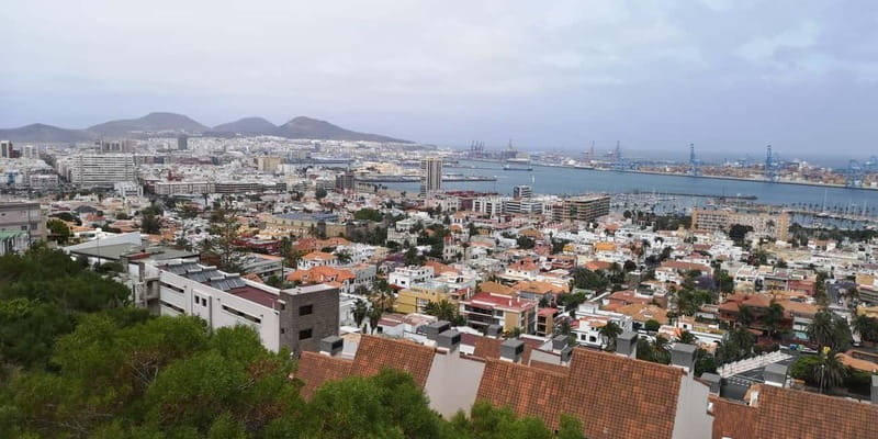 Las Palmas BEACH SUNSET: City Walking Tour - Exploring the "New" City and Coastal Neighborhoods