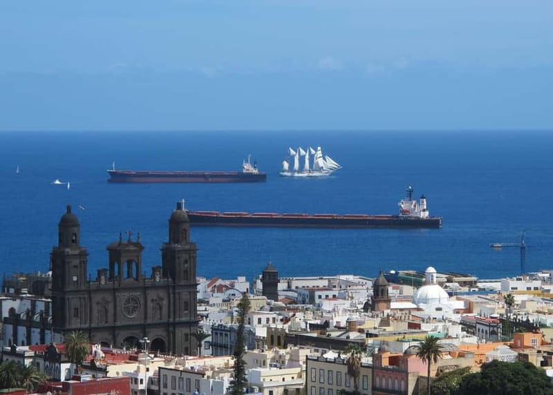 Las Palmas BEACH SUNSET: City Walking Tour - Why This Tour is a Great Choice for Coastal City Lovers