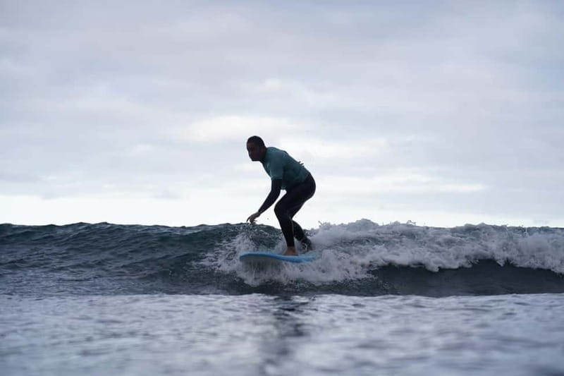 Las Palmas de Gran Canaria: Group surf lesson on La Laja beach - The Wavelovers Method: A Personalized Approach to Surfing