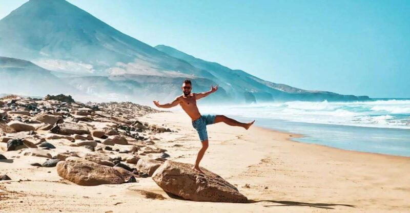 Las Palmas: Fuerteventura Cofete Beach and Desert Safari - Off-Road Desert Drive and Mountain Passes