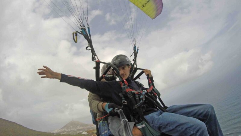 Las Palmas: Paragliding Tandem Flight with Instructor - Safety Measures and Instructor Expertise
