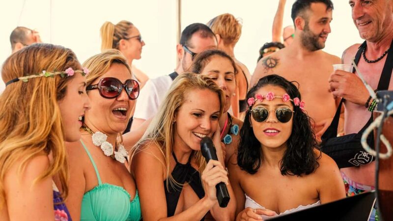 Las Palmas: Volcanic Boat Party - How the Water Sports and Swimming Stops Enhance the Day