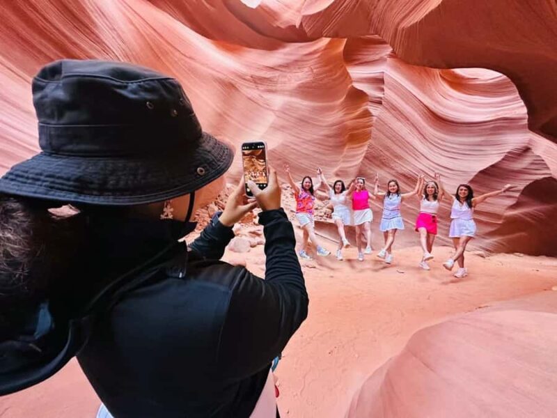 Las Vegas: Antelope Canyon Small Group One Day Tour - Visiting Antelope Canyon During Prime Photo Hours