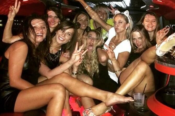 Las Vegas Bar Crawl by Party Bus with Free Drinks - Dive into Las Vegas Nightlife with a $49 Party Bus Tour
