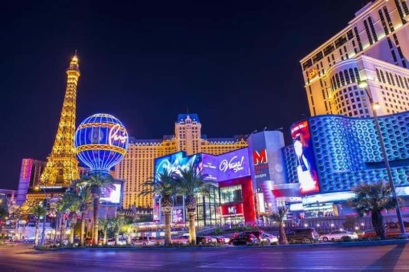Las Vegas : Best Street Food Tour With A Local Guide - The Vibrant Energy of the Las Vegas Strip