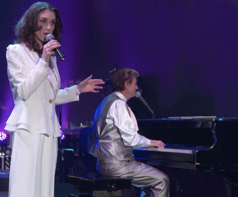 Las Vegas: Carpenters Legacy Show at Planet Hollywood Resort - How the Show Compares to Other Las Vegas Acts