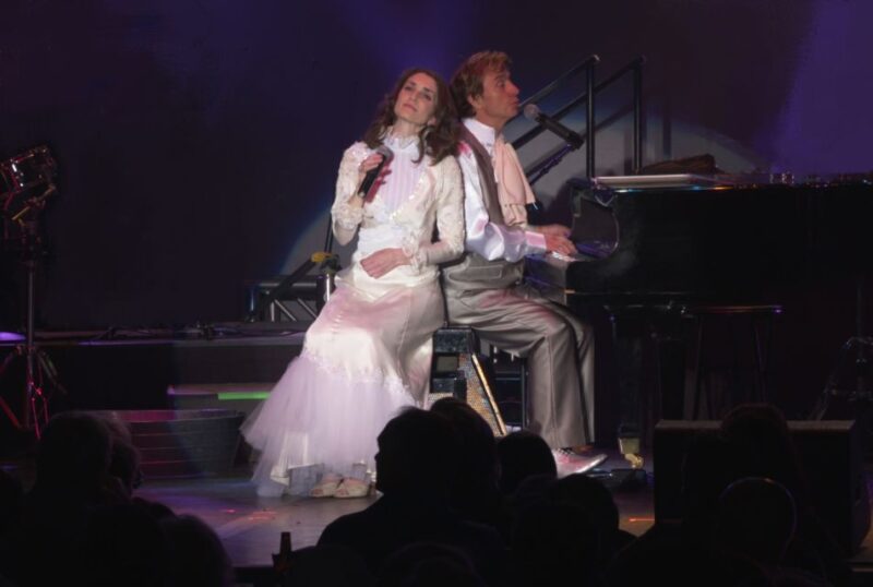 Las Vegas: Carpenters Legacy Show at Planet Hollywood Resort - Audience Reception and Criticisms