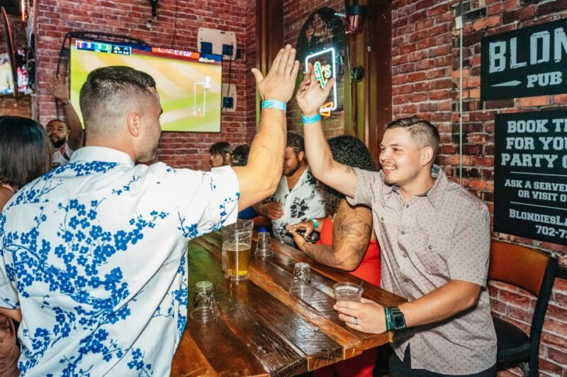 Las Vegas: Club Crawl and Party Bus with Free Drinks - Venue Selection and Nightclub Experience