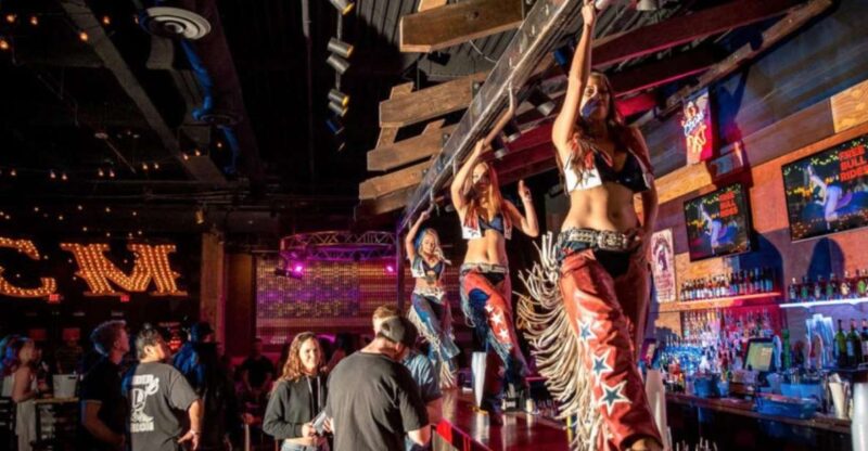 Las Vegas: Country Bar Crawl by Party Bus w/ Mixed Drinks - A Fun-Filled Night in Las Vegas with the Country Bar Crawl by Party Bus