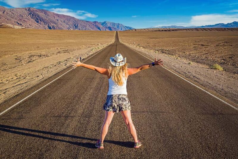 Las Vegas: Death Valley Tour - Exploring Rhyolite Ghost Town and Its Art Installations