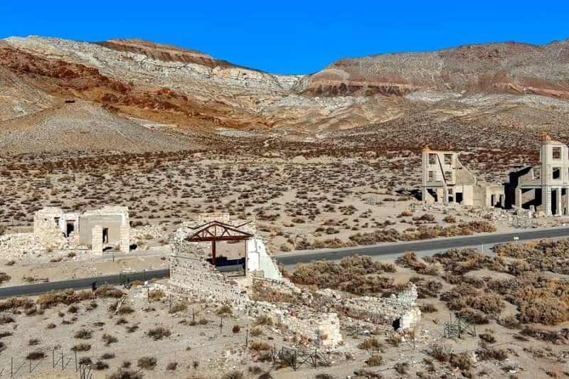 Las Vegas: Death Valley Tour - Walking Among the Mesquite Flat Sand Dunes