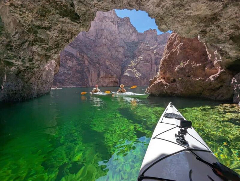 Las Vegas: Emerald Cave Kayak Tour with Photos - Explore the Stunning Emerald Cave on a Kayak Tour from Willow Beach