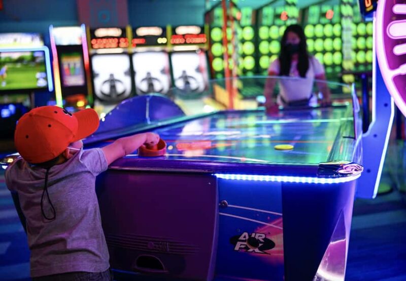 Las Vegas: Family Fun Arcade Adventure on Fremont Street - Logistics and Accessibility at Fremont Street