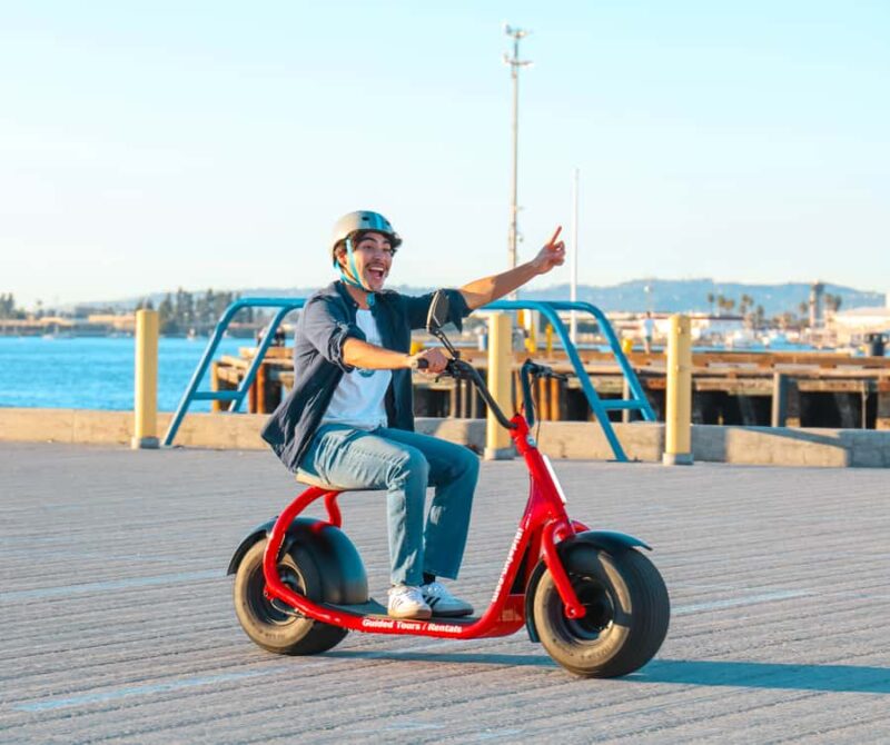 Las Vegas: Fremont Street and Downtown on a talking eScooter - Key Points