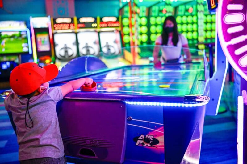 Las Vegas: Fremont Street Arcade Play Card + Attraction Pass - Why Choose This Arcade and Attraction Pass