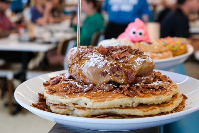 Las Vegas: Fremont Street Donuts & Sweet Treats Walking Tour - Logistics: Meeting Point and Accessibility