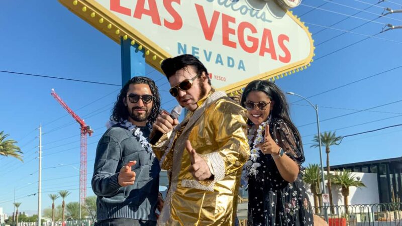 Las Vegas: Gold Elvis Vow Renewal or Wedding at Welcome Sign - Key Points
