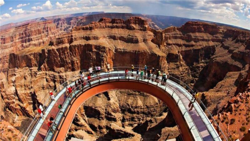 Las Vegas: Grand Canyon & Hoover Dam Tour & Skywalk Option - Learning about Native American Culture at Hualapai Point