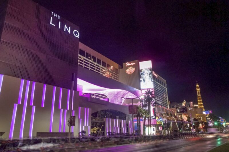 Las Vegas: High Roller Entry Ticket with In-Cabin Open Bar - The Role of the Bartender: Friendly, Fun, and Photogenic