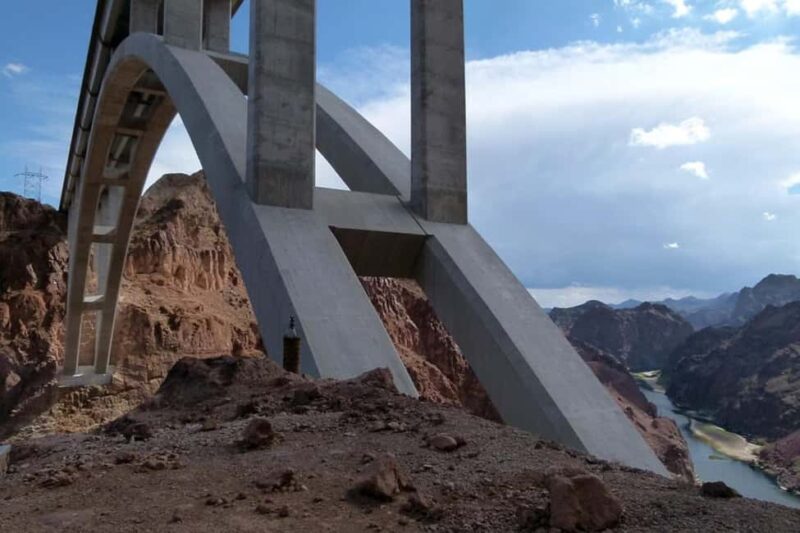 Las Vegas: Hoover Dam, Power Plant, Bridge Tour - Accessibility and Group Size