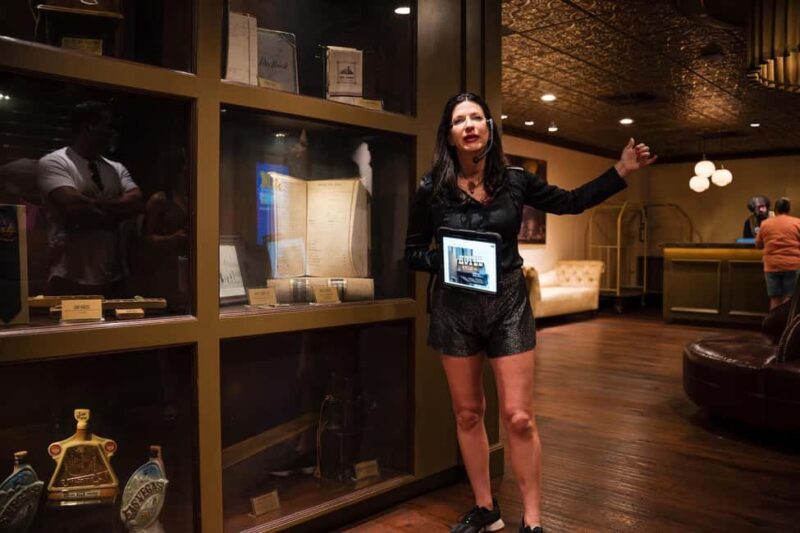 Las Vegas: Immersive 1920s Night Tour with Cocktails & Flask - Historic Cocktails, Mocktails, and Tasting Experiences