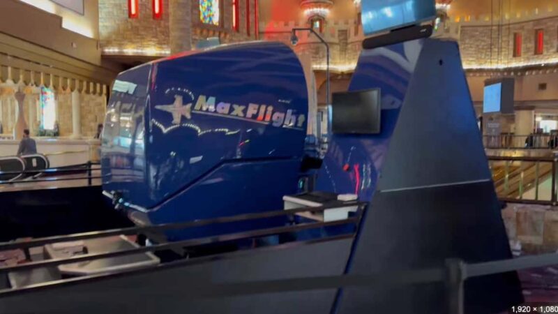 Las Vegas: Max Flight Simulator & 360° Roller Coaster - How the Simulator Replicates Flying and Roller Coaster Thrills