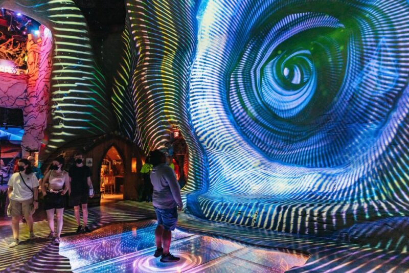 Las Vegas: Meow Wolf Omega Mart Ticket - Dive into the Surreal World of Omega Mart in Las Vegas