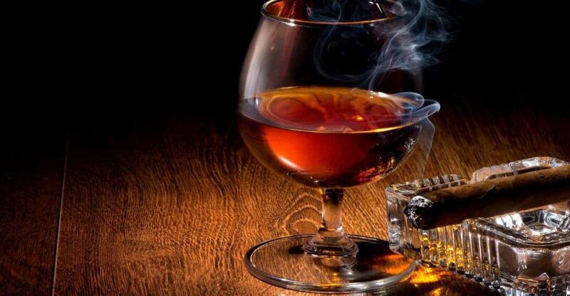 Las Vegas: Mobsters, Casinos, and Speaky Bar Crawl - Key Points