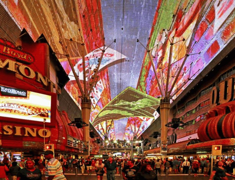 Las Vegas: Mobsters, Casinos, and Speaky Bar Crawl - Guide Expertise and Tour Pacing