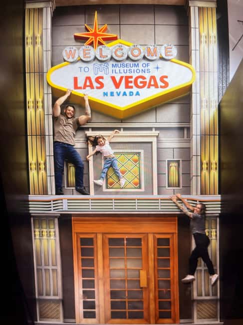 Las Vegas: Museum of Illusions Entry Ticket - Key Points