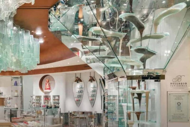 Las Vegas Night Tour, Fremont St. Experience, & Welcome sign - Final Thoughts on the Vegas Night Tour