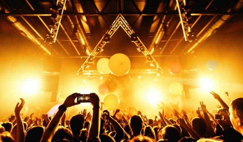 Las Vegas: Party Bus Nightclub Crawl - Starting Point on the Las Vegas Strip with a Professional Host