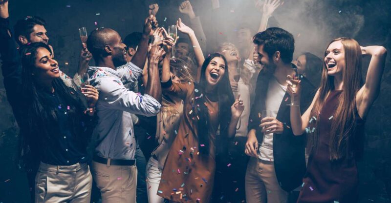 Las Vegas: Party Bus Nightlife Guided Tour - Central Meeting Point at Mandalay Bays Flanker Sports Bar