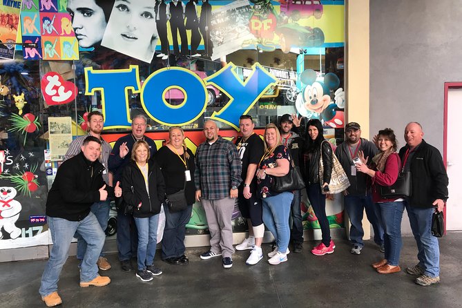 Las Vegas Pawn Stars and Reality TV Shows Tour in Las Veas - Ultimate Sports Cards and Memorabilia