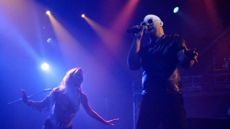 Las Vegas: Piano Man by Kyle Martin Live Show Tickets - Experience the Dynamic Piano Man Show in Las Vegas