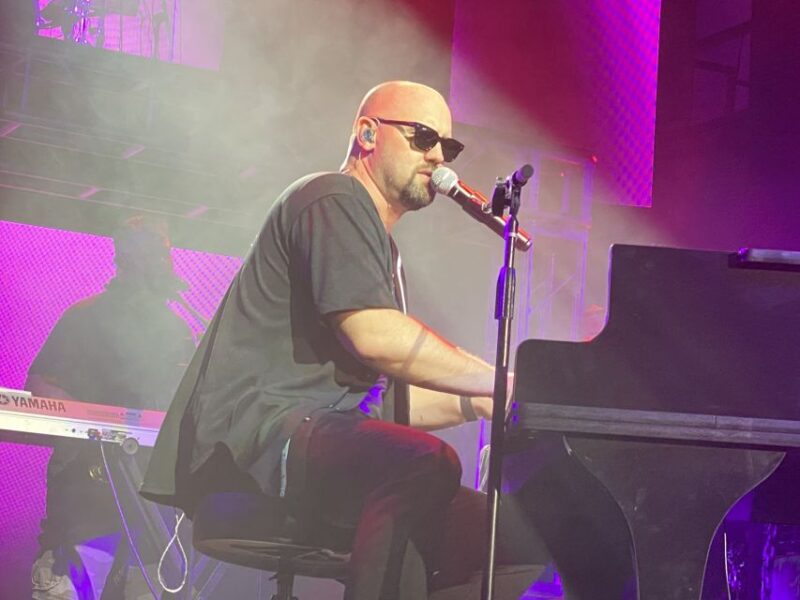 Las Vegas: Piano Man by Kyle Martin Live Show Tickets - The Show’s Stage Production and Entertainment Value