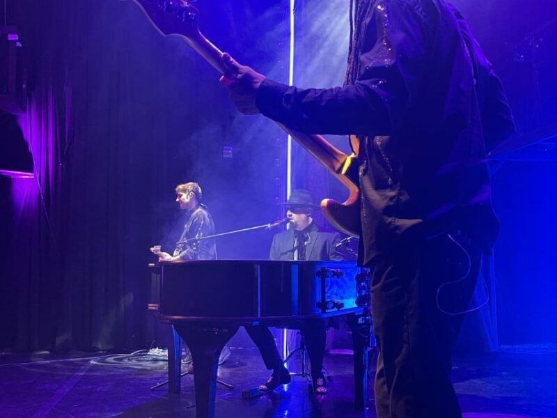 Las Vegas: Piano Man by Kyle Martin Live Show Tickets - Audience Reception and Praised Elements