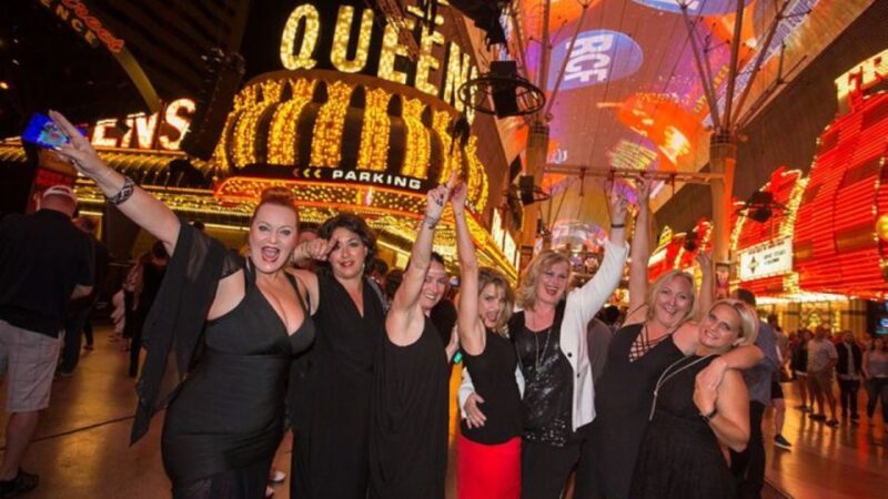 Las Vegas: Private Party Bus Tour Of Vegas Strip w Champagne - Explore Las Vegas in Style with the Private Party Bus Tour
