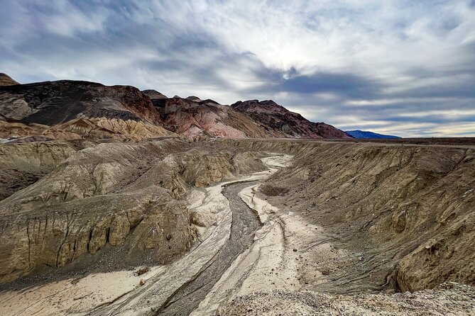 Las Vegas Private Small Group Family Tour at Death Valley - Discovering the Colors of Artists Drive
