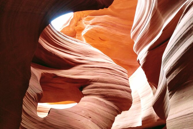 Las Vegas: Private Upper or Lower Antelope Canyon,Horseshoe Bend - Exploring Antelope Canyon with a Navajo Guide
