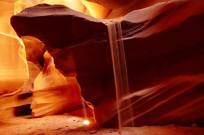 Las Vegas: Private Upper or Lower Antelope Canyon,Horseshoe Bend - Scenic Stops around Lake Powell, Glen Canyon, and the Grand Staircase
