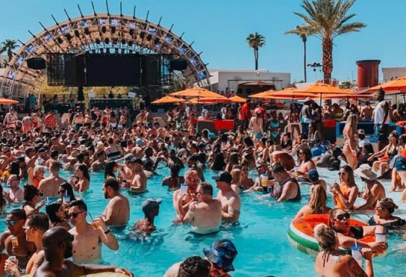 Las Vegas Strip: 3-Stop Pool Party Crawl with Party Bus - Exploring Three Premier Vegas Pool Parties