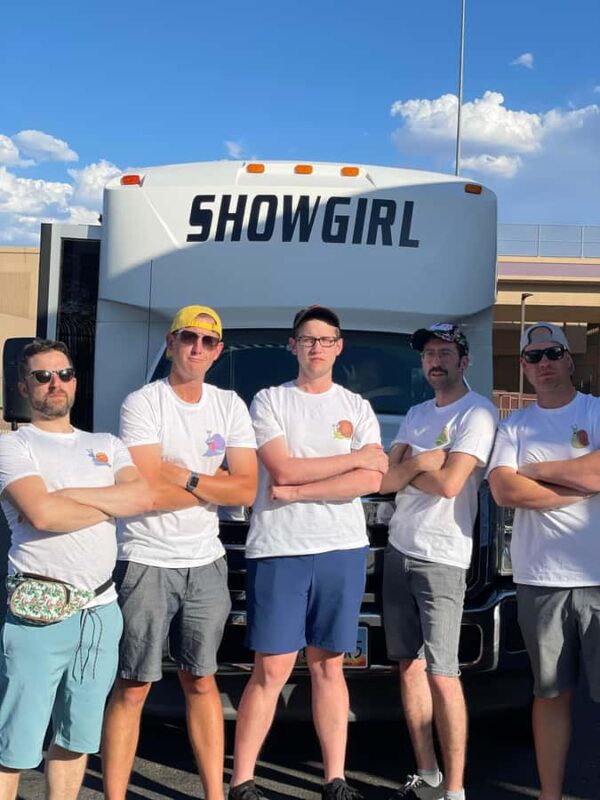 Las Vegas Strip: 90-Minute Sightseeing Tour with Photo Stops - The Guide: Knowledgeable and Attentive