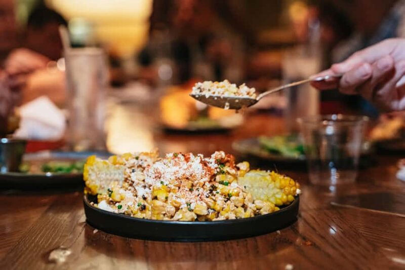 Las Vegas Strip: Celebrity Chefs Small Group Food Tour - Meeting at Caesars Palace and Tour Logistics